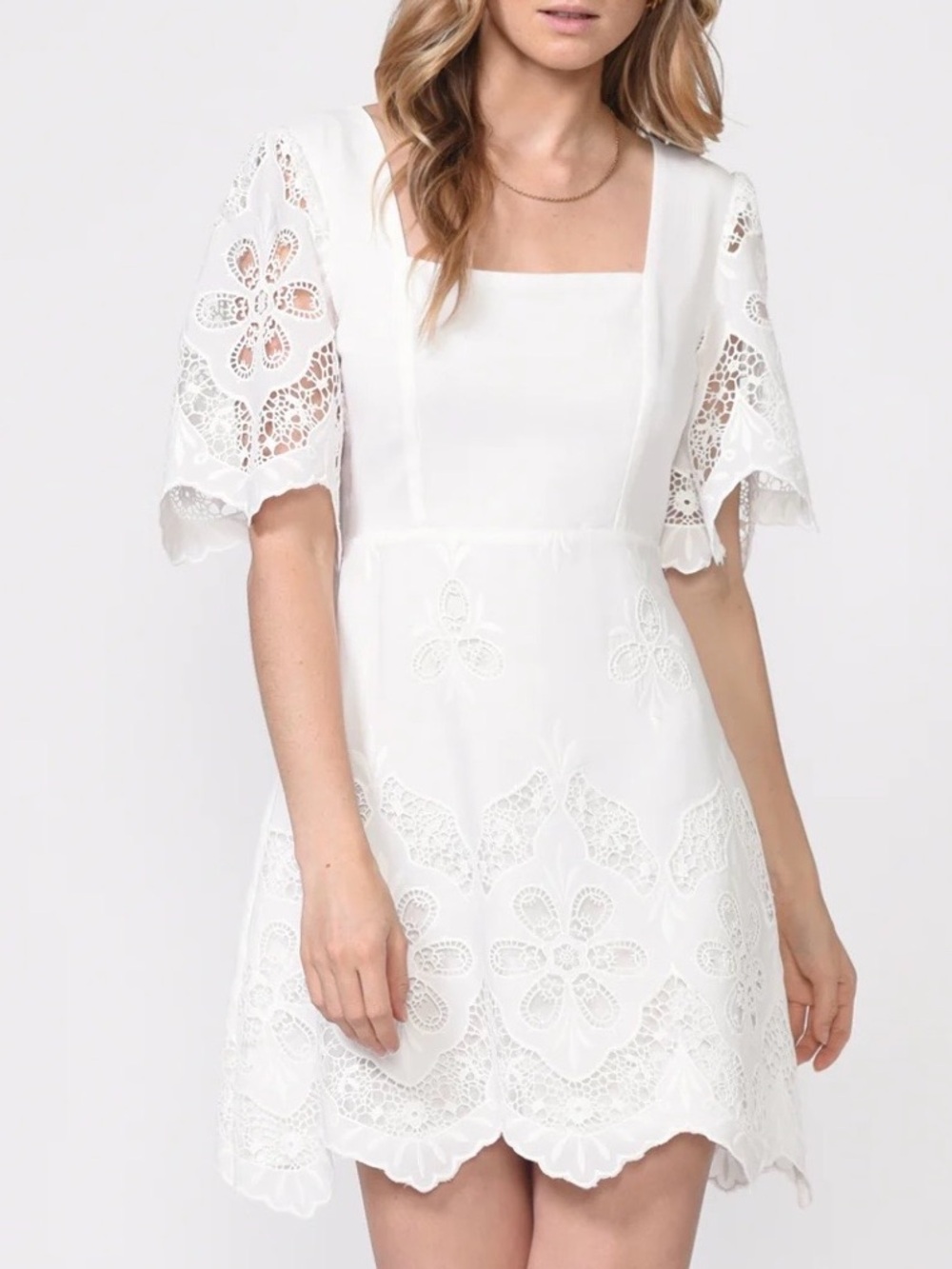 🆕🥥 Adelyn Rae White Lace Mini Dress Size M Embroidered Boho Cottagecore Party